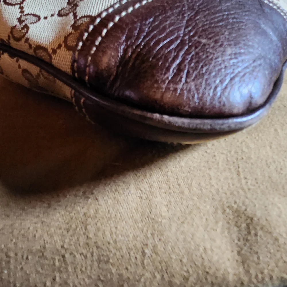 Gucci GG Canvas Med Britt Hobo & D Ring GG Canvas Compact Wallet - Picture 9 of 14
